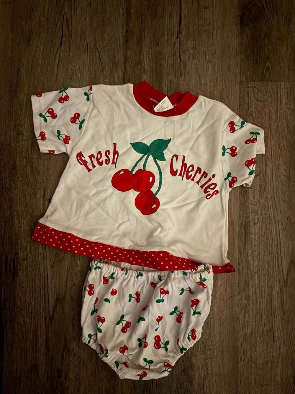 Vintage Broadway Kids Fresh Cherries 2-Piece T-Shirt and Bloomers Set 24M